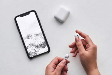 “الديمقراطية في خطر” مع اقتراب الانتخابات الأمريكية